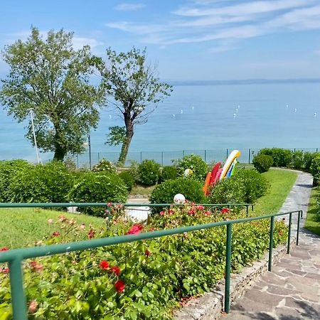 Front Lake Amazing View Manerba del Garda Dış mekan fotoğraf