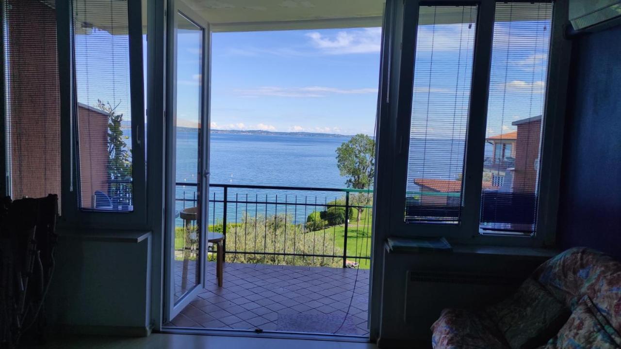 Front Lake Amazing View Manerba del Garda Dış mekan fotoğraf