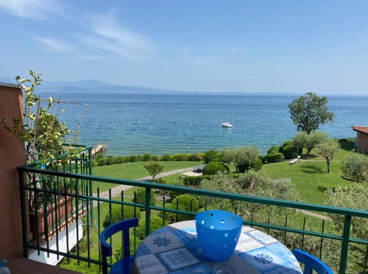 Front Lake Amazing View Manerba del Garda Dış mekan fotoğraf